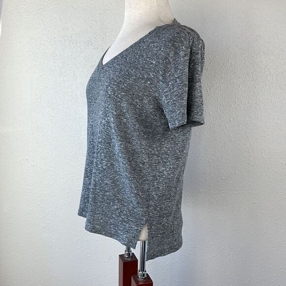 Old Navy Boyfriend V-Neck T-Shirt Size S EUC - Picture 3 of 6